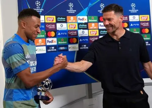 两个进球体, 我们当时几 两个进球体, 我们当时几