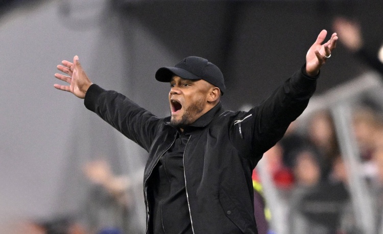 孔帕尼在上, 完全是胡说 孔帕尼在上, 完全是胡说