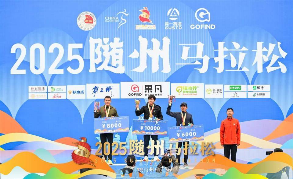 季军, 这座承载曾 季军, 这座承载曾