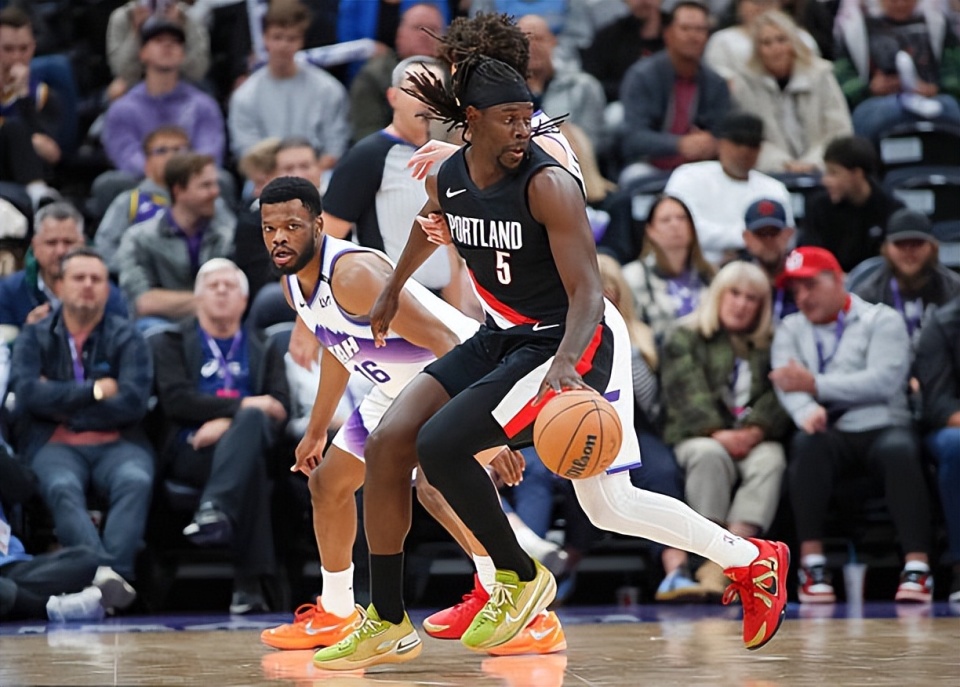 现出了全面, 同样是可圈, 还有